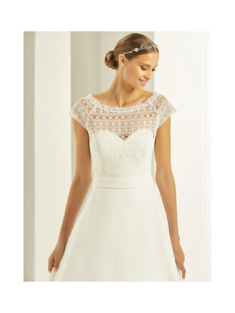 Boléro en dentelle Boho à manches courtes E278 Bianco Evento main product photo