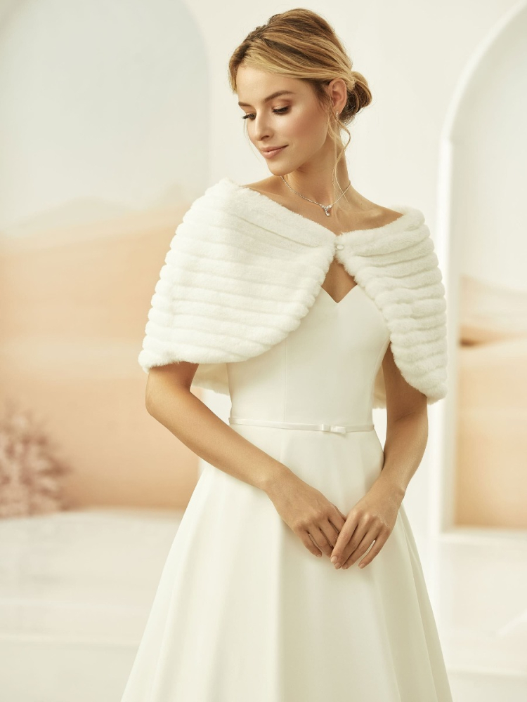 Bianco Evento E329 Cape en fausse fourrure main product photo