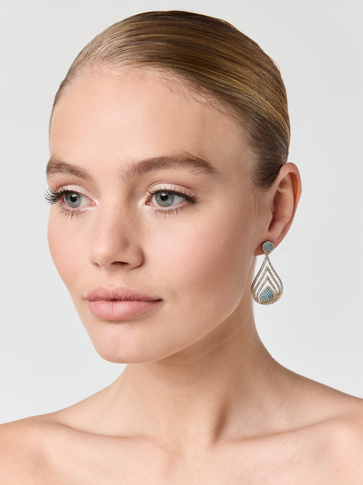 Poirier JE-75216 Boucles d'oreilles dorées main product photo
