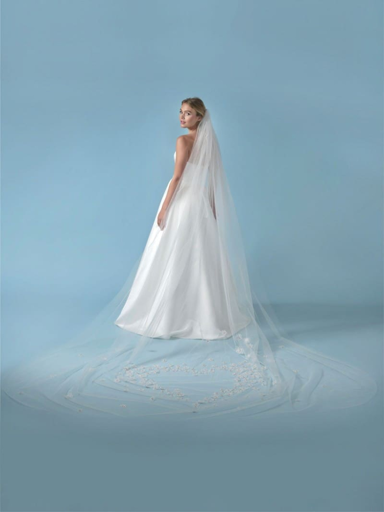 Poirier S433-350-MED Voile Coeur 3D Fleurs & Strass - 350 cm main product photo