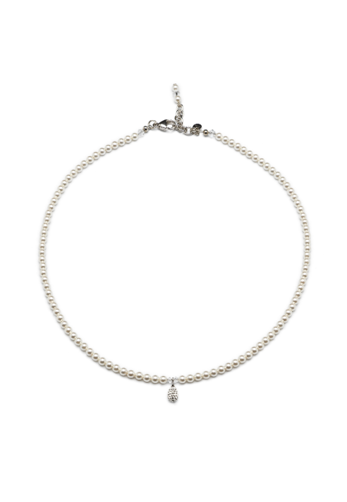 Abrazi Ariana Collier ()