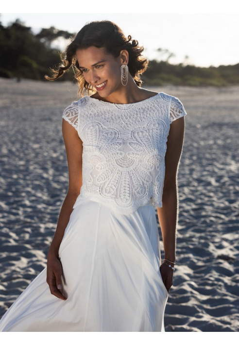 Novias Ella Boléro en dentelle ()
