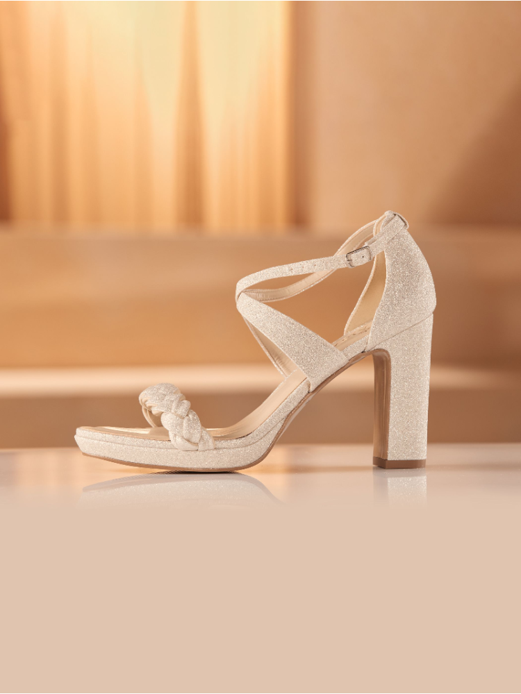 Avalia Goja Chaussures Mariage main product photo